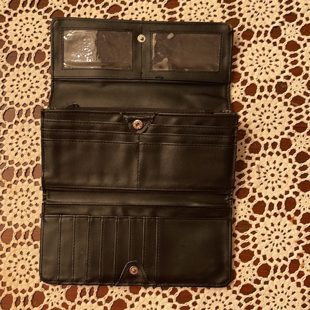 Wallet - Picture 2 of 8
